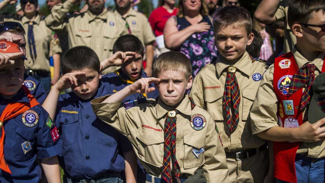 Cub Scout kicked out of den after questioning lawmaker on gun rights