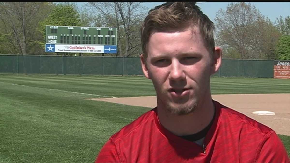 UNO baseball player with diabetes excels on the diamond