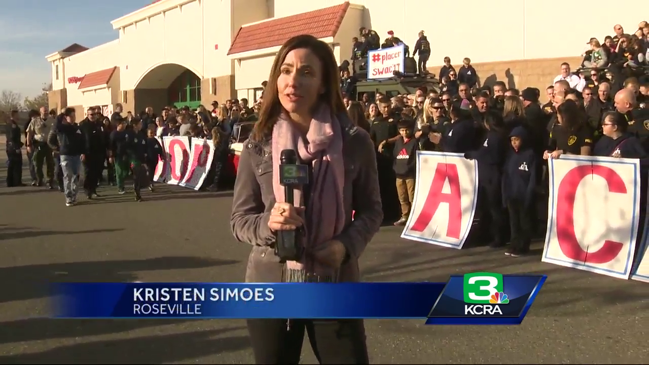 Kids get special holiday treat through “Shop with a Cop” program