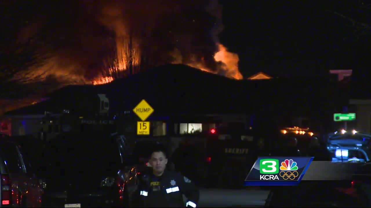 Shootout, standoff ends in flames at Elk Grove home
