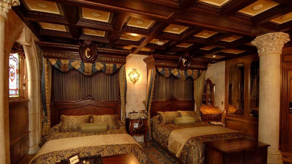 Full tour inside The Cinderella Castle Suite at Disney World