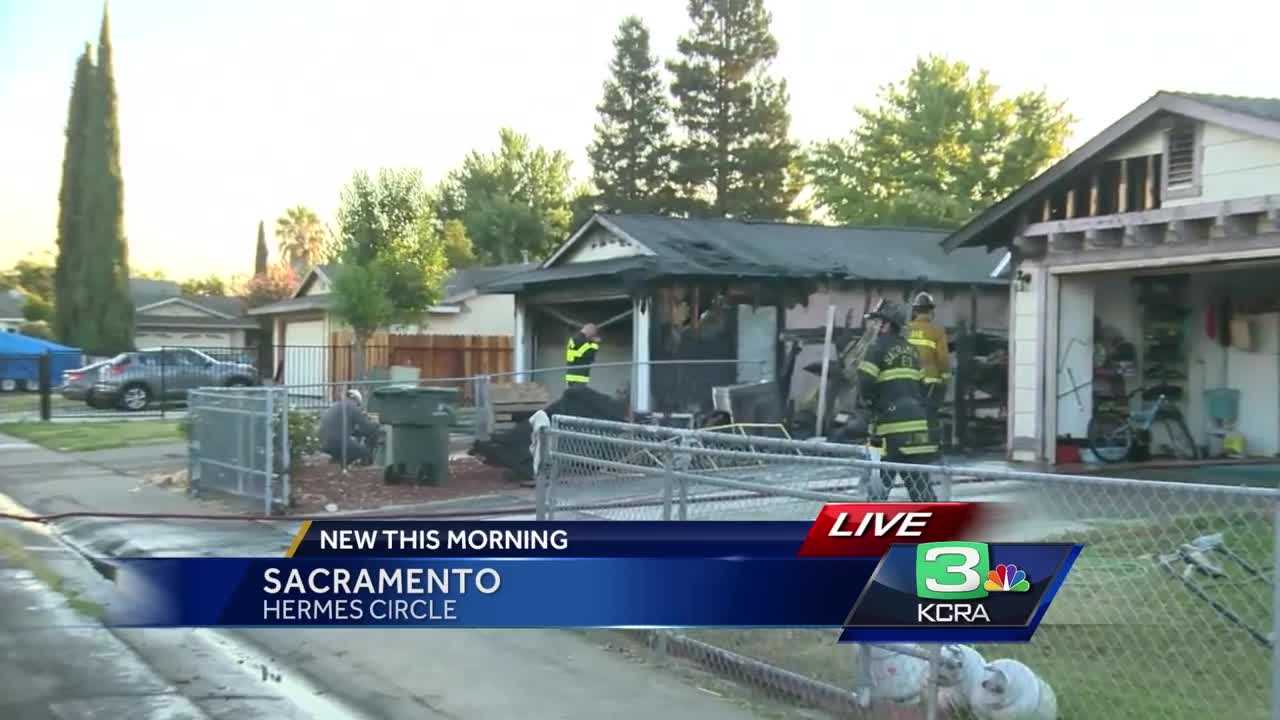 Families escape fire that spread to 2 homes in Sacramento
