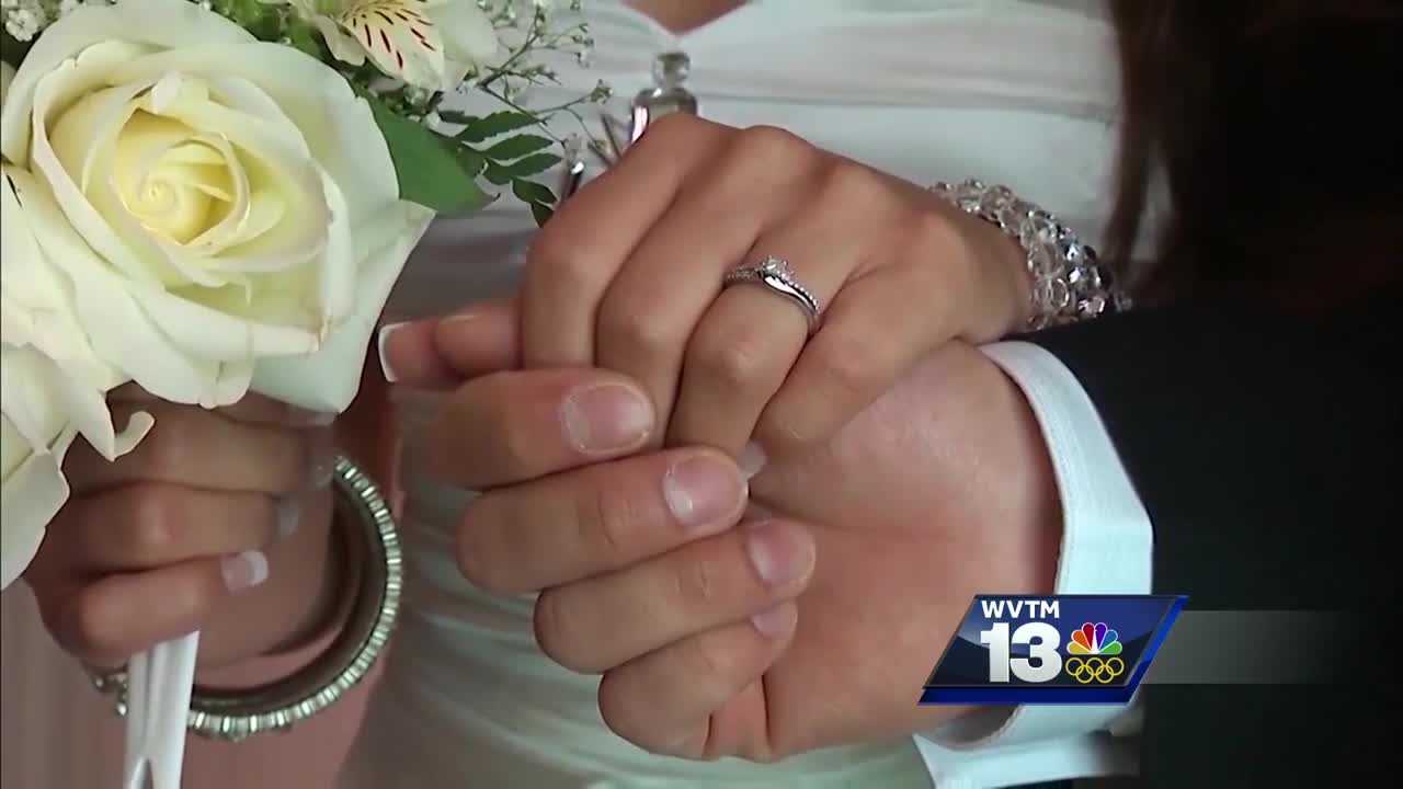 Man files lawsuit, says laptop marriage legal if same-sex marriage allowed