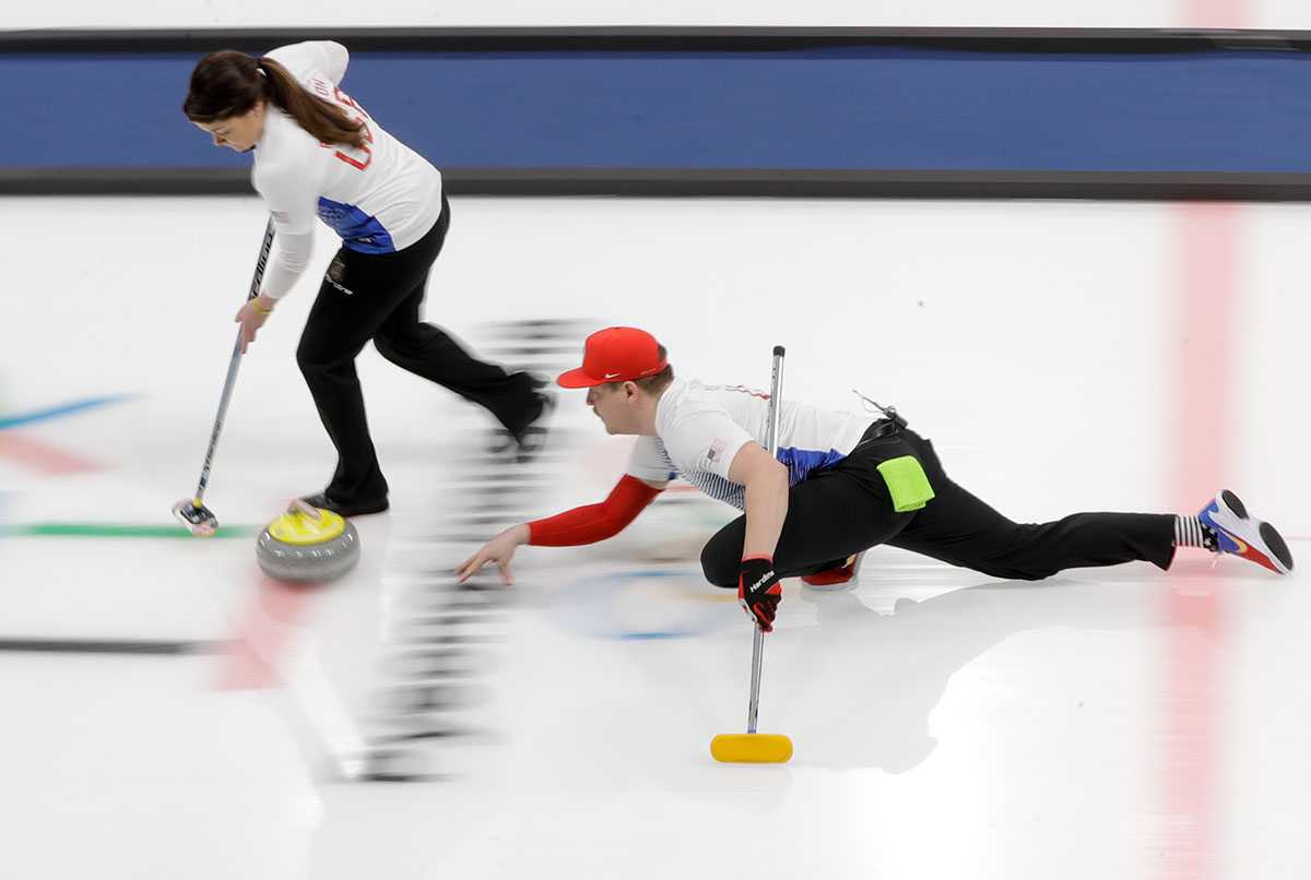 Curling siblings in the spotlight at the Olympics