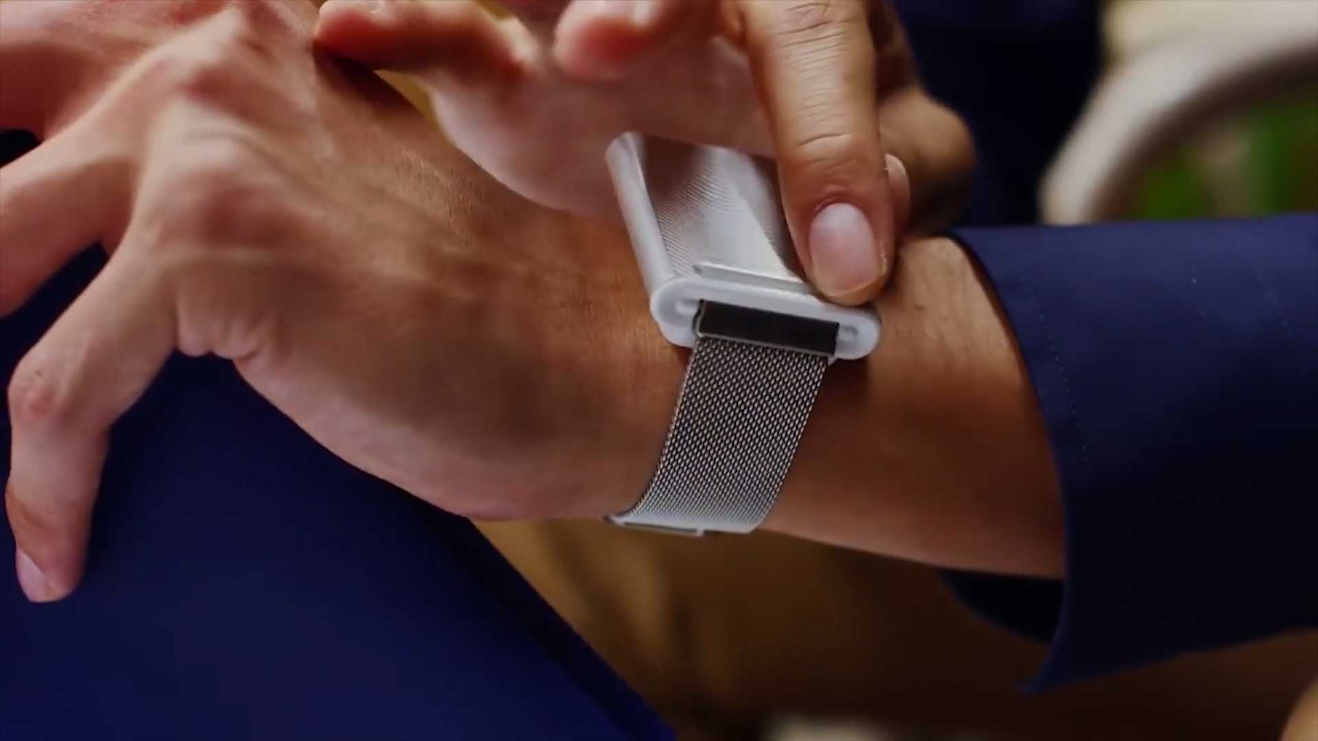New thermal wristband technology could finally end office temperature squabbles
