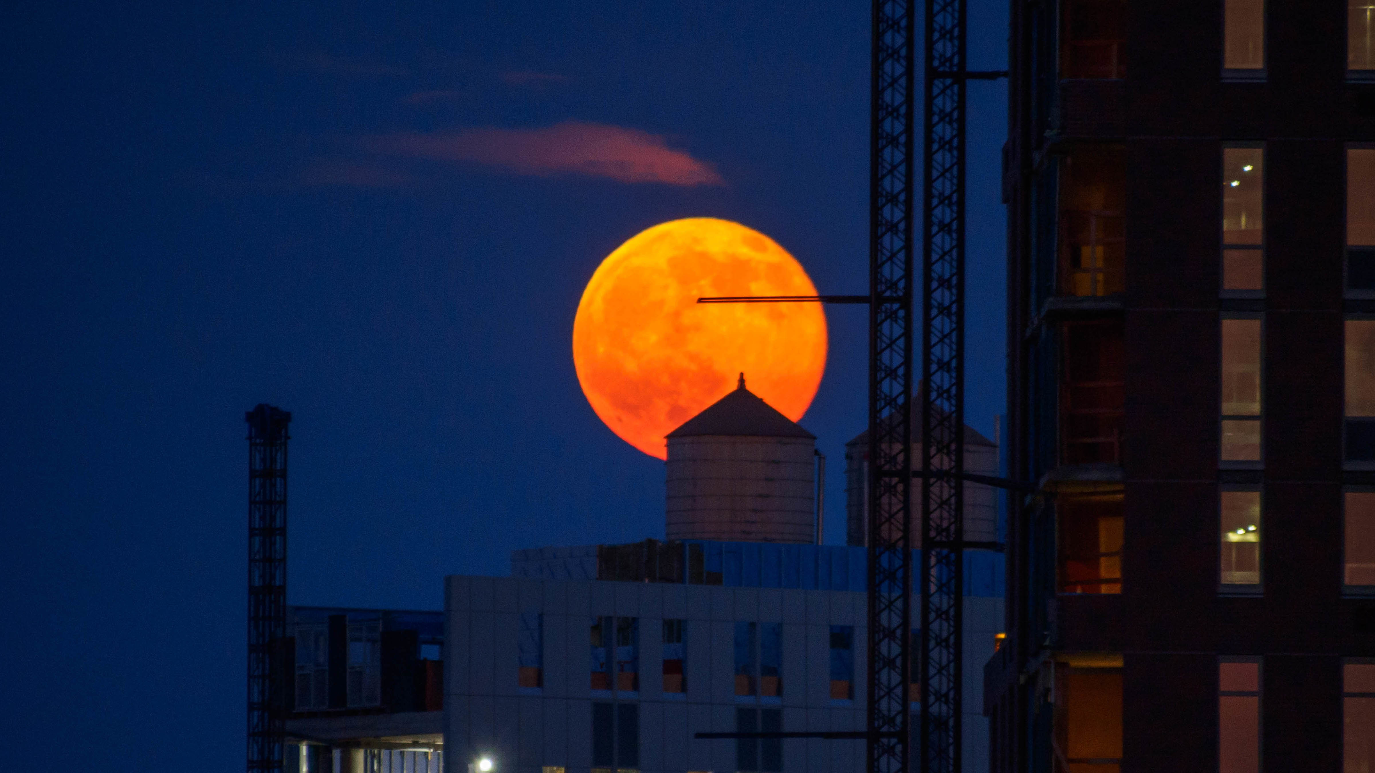 Don't miss this week's 'Strawberry Moon'