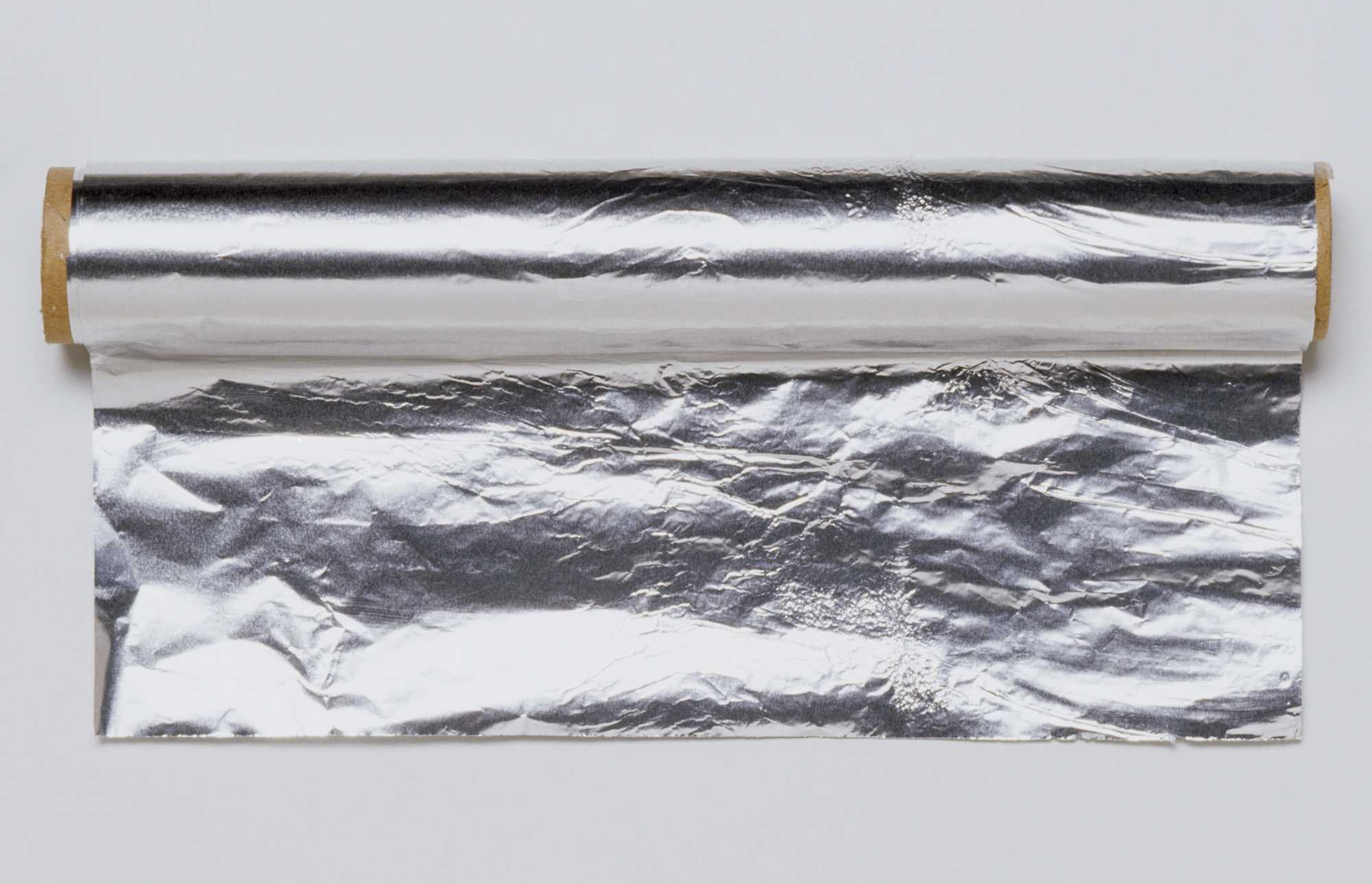 Here's the truth about which side of aluminum foil is the right side